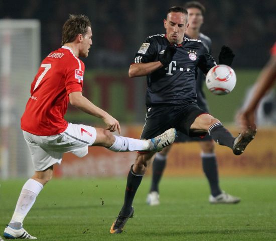 也打碎了他 也打碎了他